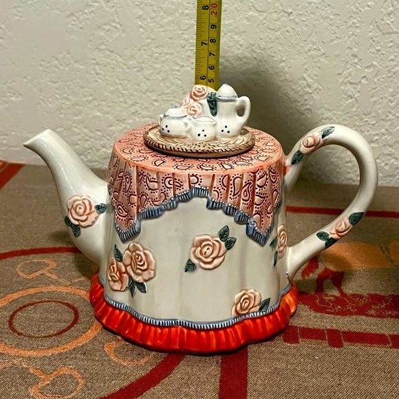 1989 Fitz andFloyd Tea Party Teapot - Picture 2 of 7